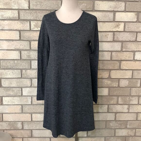 3for$20 light sweater dress medium runs a bit on smaller side - Picture 1 of 3